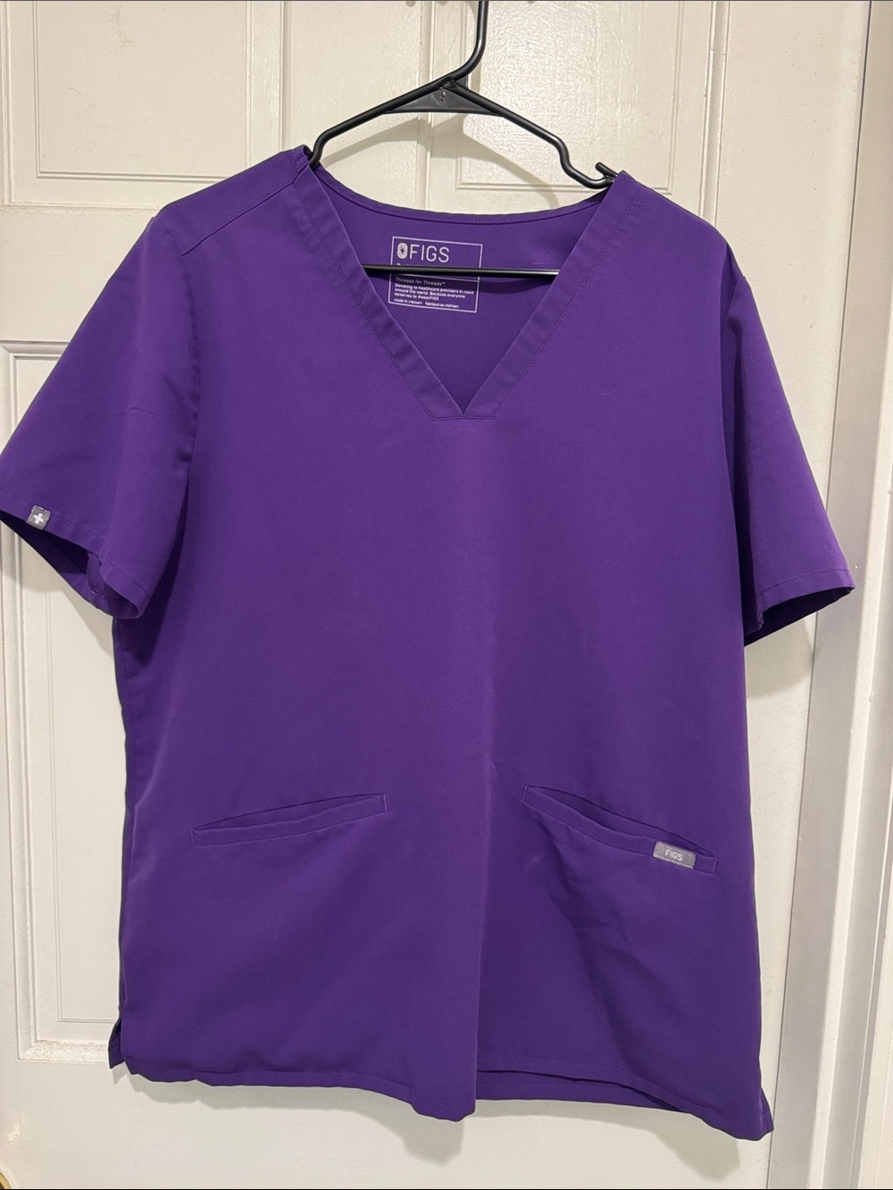 EUC Figs Purple Casma Scrub Top Size XL